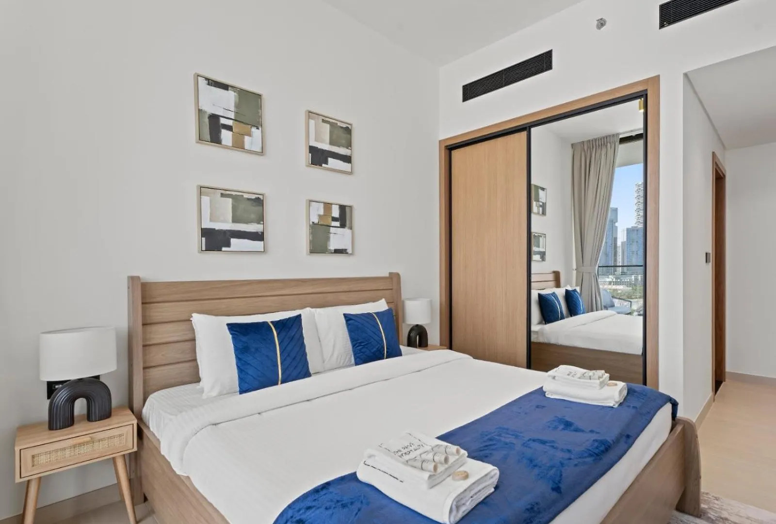 Contemporary Bliss - 1Bdr Haven In Binghatti Onyx دبي