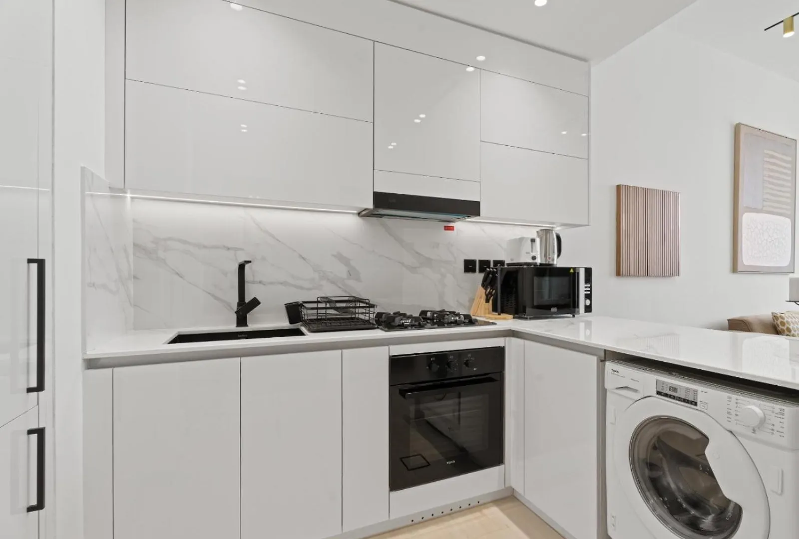 Contemporary Bliss - 1Bdr Haven In Binghatti Onyx Dubai 0*,